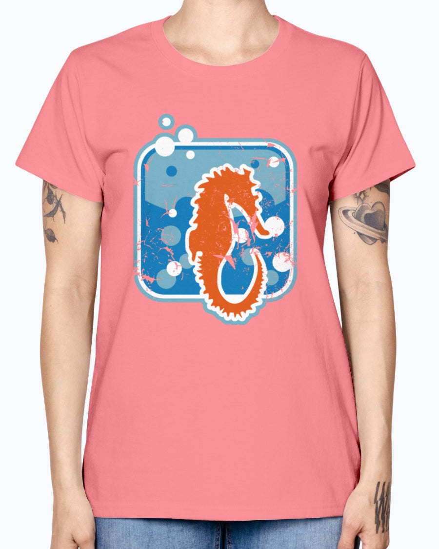 Gildan Ladies Missy T-Shirt . Seepferdchen used look