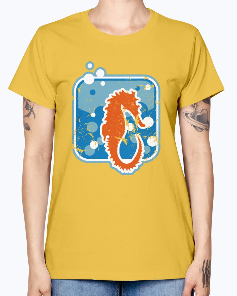 Gildan Ladies Missy T-Shirt . Seepferdchen used look