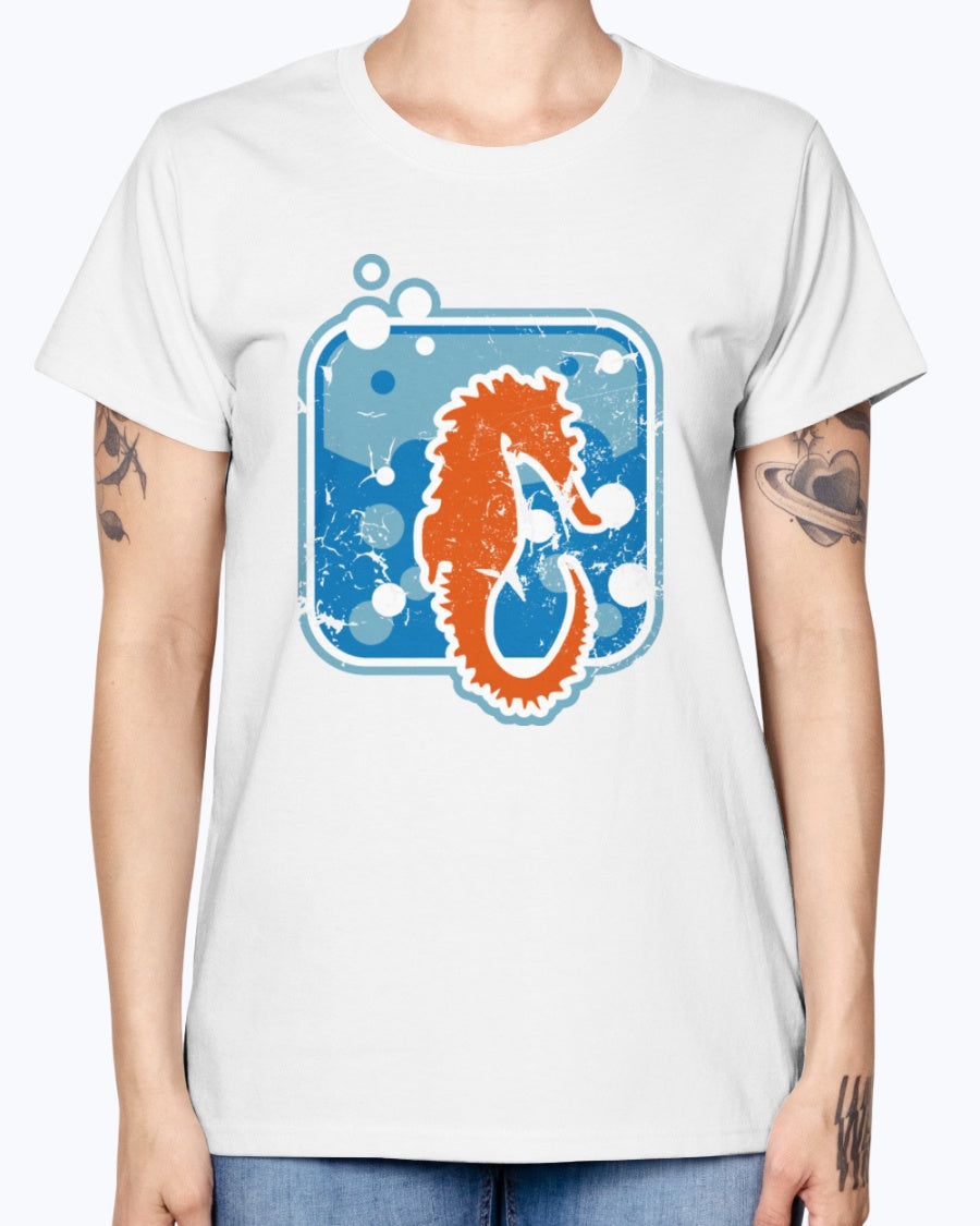 Gildan Ladies Missy T-Shirt . Seepferdchen used look