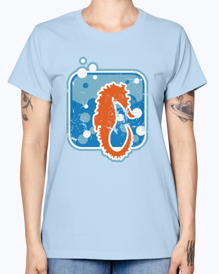 Gildan Ladies Missy T-Shirt . Seepferdchen used look