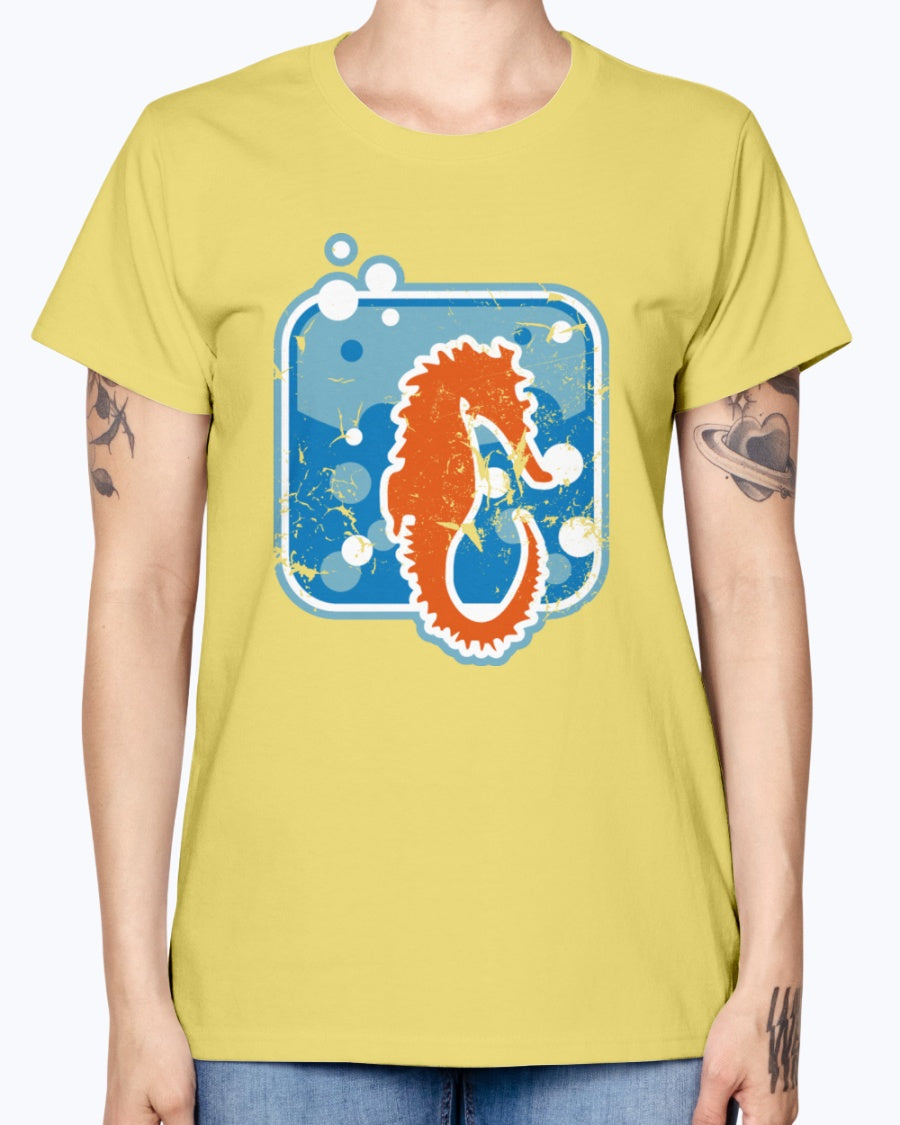 Gildan Ladies Missy T-Shirt . Seepferdchen used look