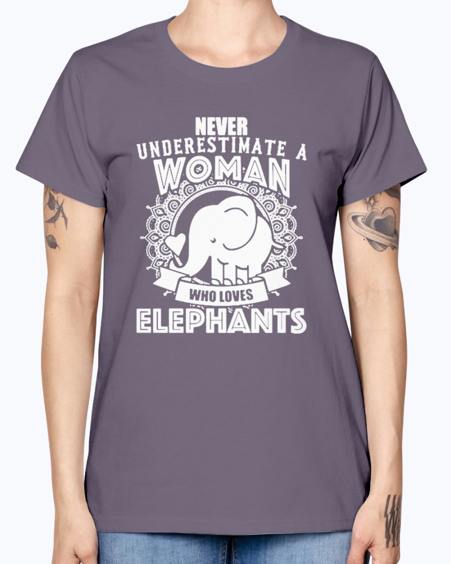 Gildan Ladies Missy T-Shirt Woman Love Elephant