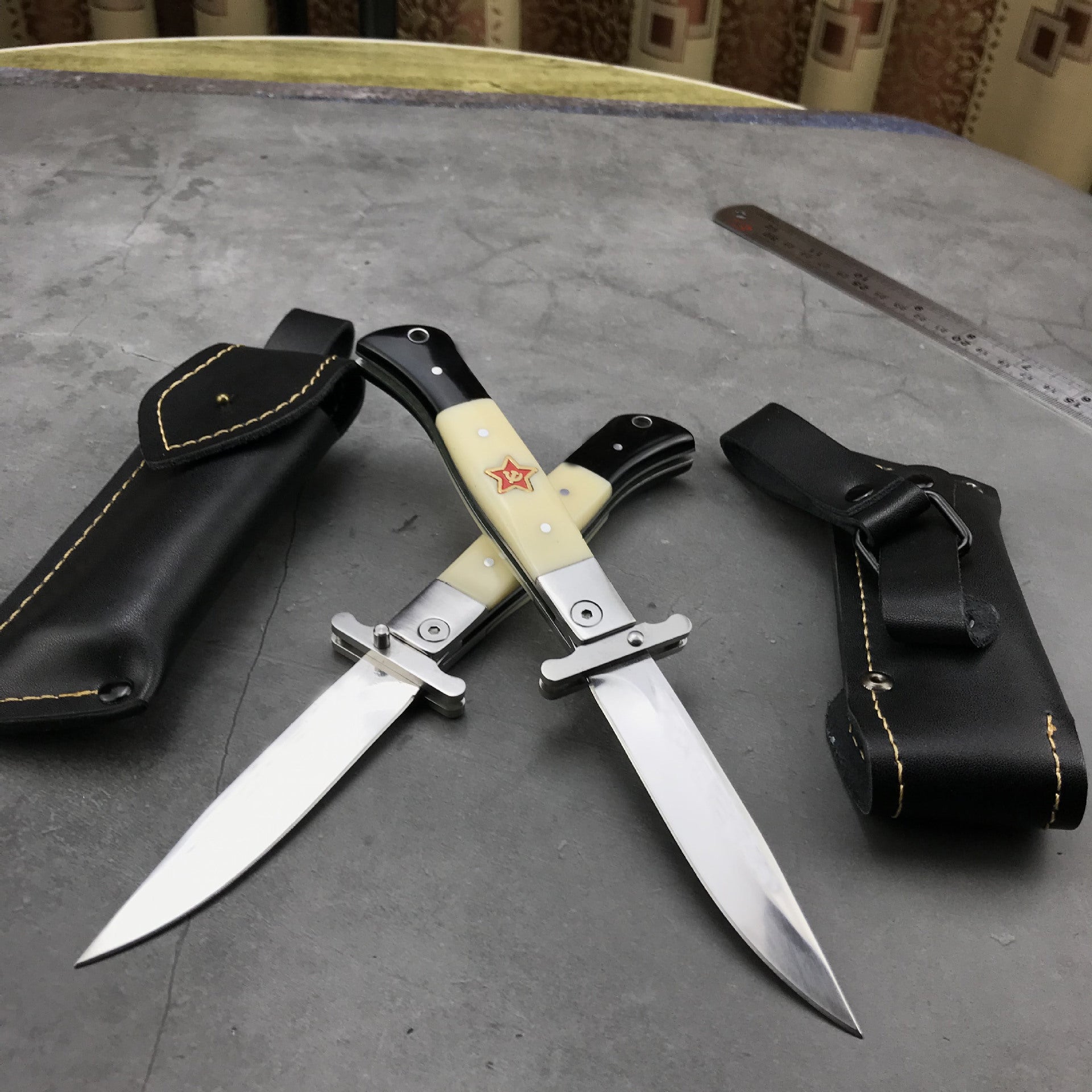 High Hardness Camping Outdoor Tactical Multi-functional Folding Pocket Fruit Knife