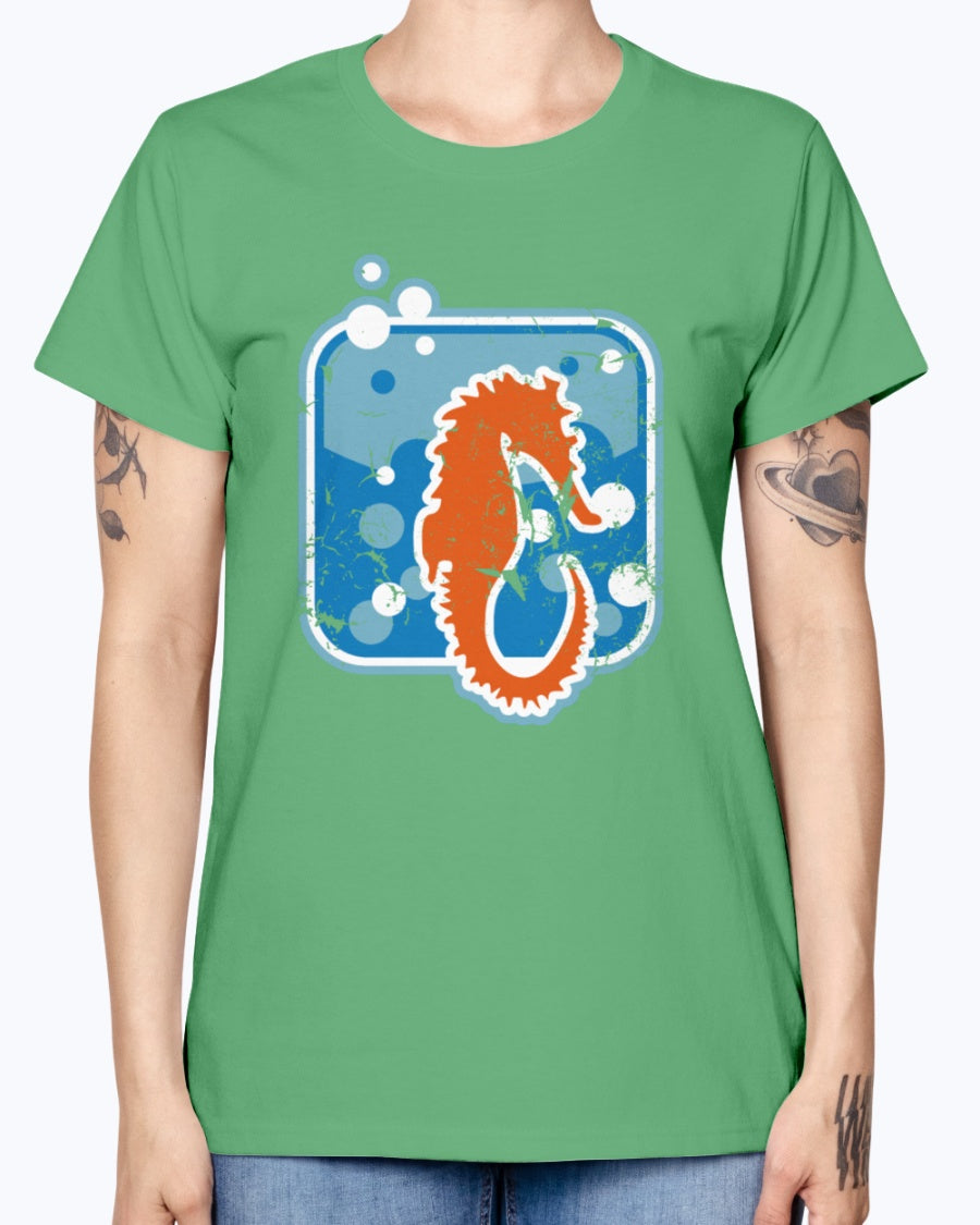 Gildan Ladies Missy T-Shirt . Seepferdchen used look